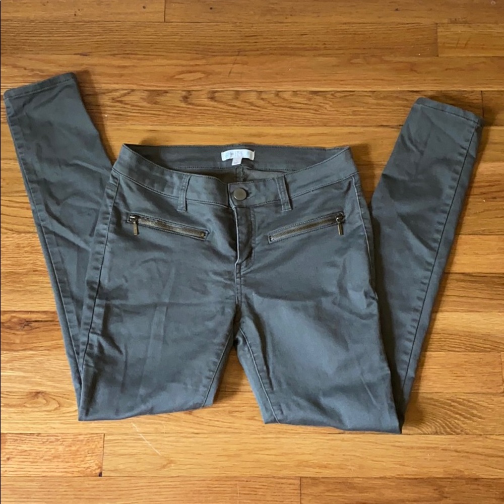 🏹4 for $20 🏹 Love Fire pants